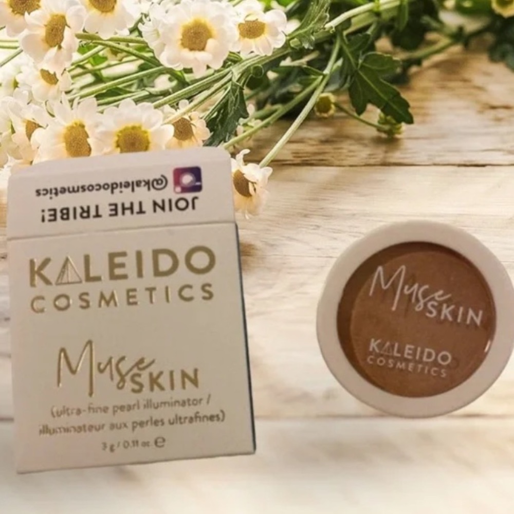 ⚫️ Kaleido Cosmetics MUSE SKIN Pearl Illuminator Powder UTOPIA NIB Full-Size